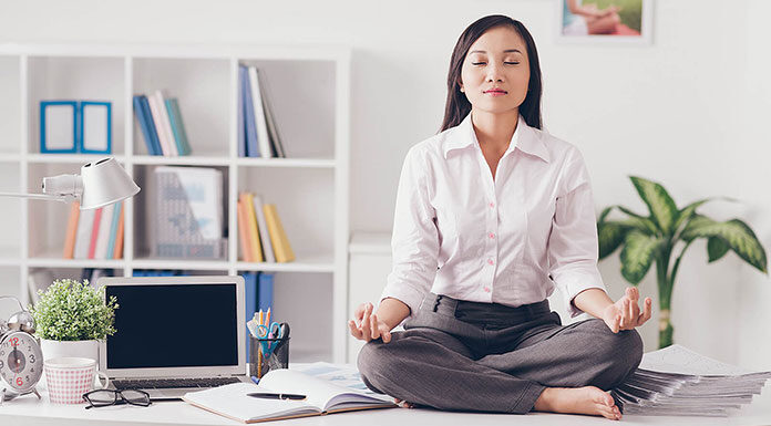 Learn how to solve conflicts effectively with JoyCorporate Academy clases